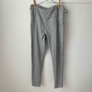 Danskin striped gray 3/4 length cropped/ankle  leggings